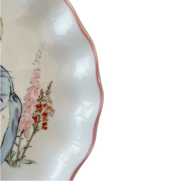 NEW Beatrix Potter Peter Rabbit and Mom Pink Edge Easter Dinner Plates Set of 4 - Picture 6 of 15